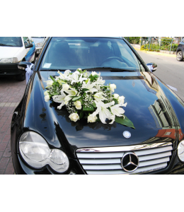 Car Decoration with white roses